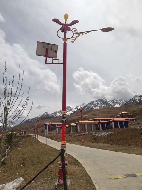 藏式太阳能路灯 (21).jpg 藏式太阳能路灯 (21).jpg