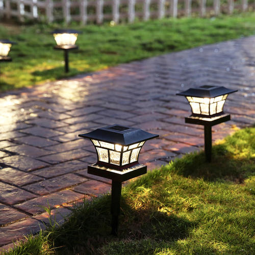 太阳能草坪灯5.jpg 太阳能草坪灯5.jpg