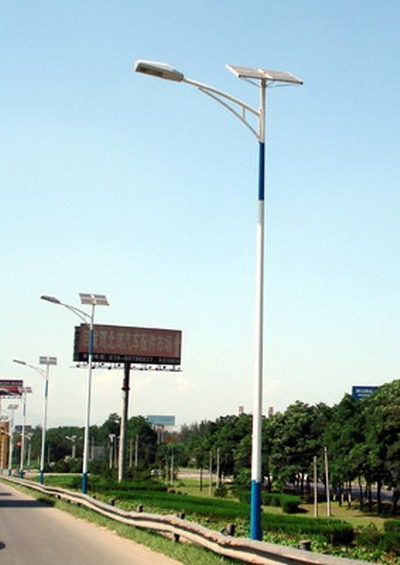 注意看!为什么有的太阳能路灯能用10多年,有的几个月就报废